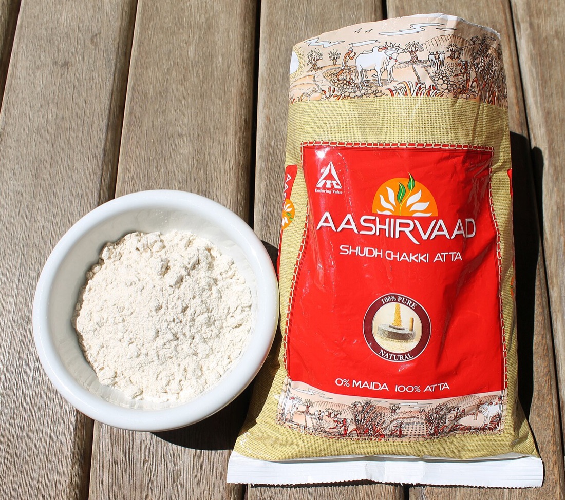 Organic Stoneground Wholemeal Plain Flour, key ingredient for Wholemeal banana walnut loaf.