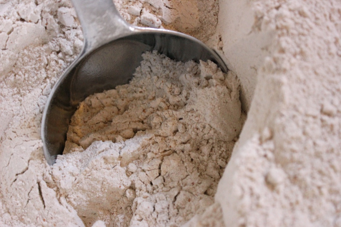 Organic Wholewheat Bakers Flour